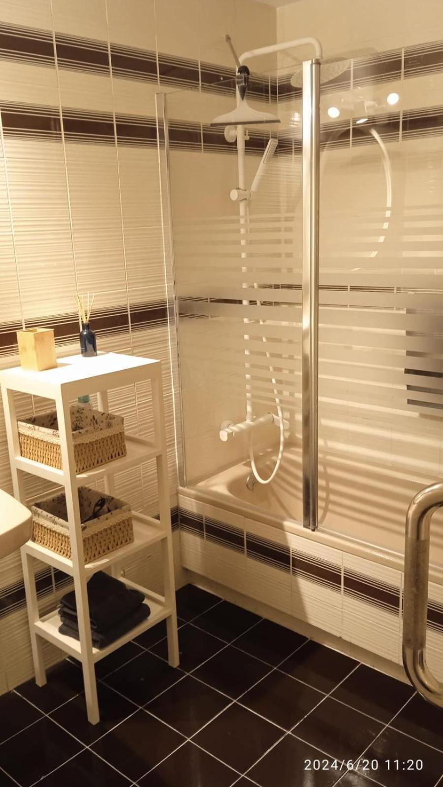 Acogedor Y Amplio Apartamento Familiar A Pie De Playa กาลาเฟลล์ ภายนอก รูปภาพ