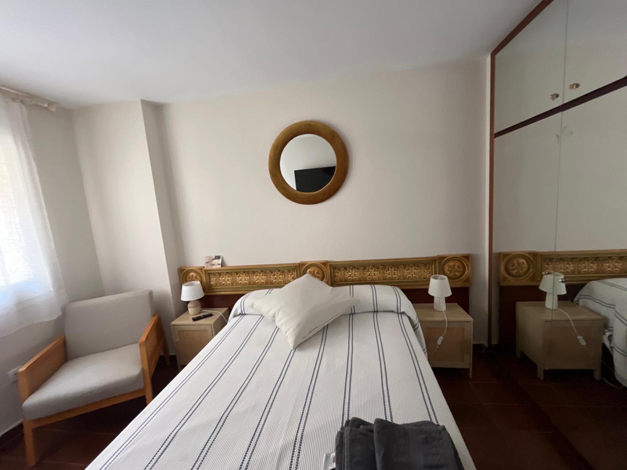 Acogedor Y Amplio Apartamento Familiar A Pie De Playa กาลาเฟลล์ ภายนอก รูปภาพ